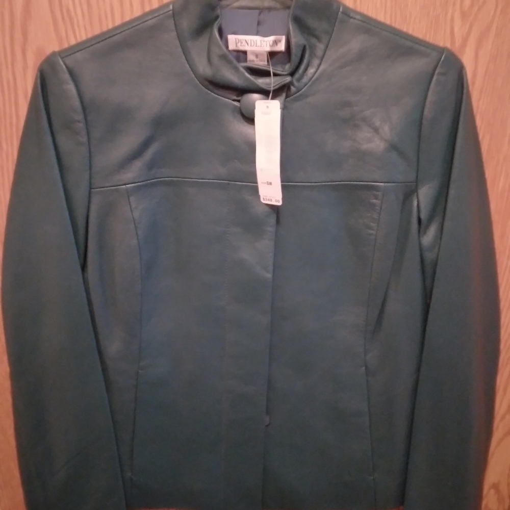 Womens pendleton Green leather jacket